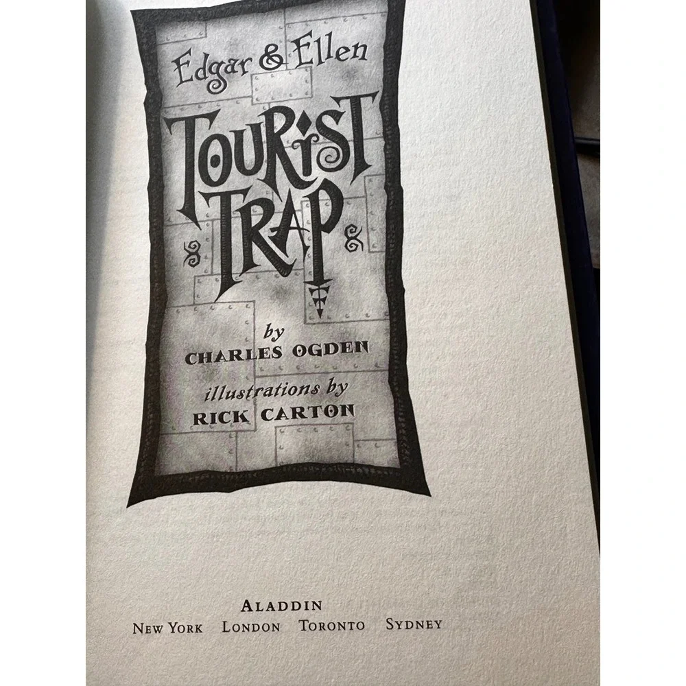 Edgar‎ and Ellen Books Lot of 2 High Wire 1st Edition The Tourist Trap Og en
